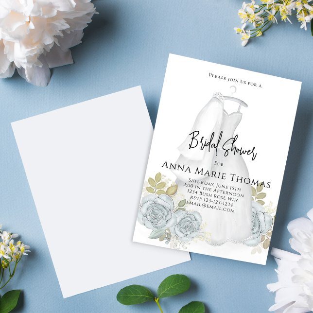 Convites Chá de panela Azul Floral Vestido De Casamento Por (Elegant Bridal Shower invitation with beautiful blue floral roses and wedding gown)