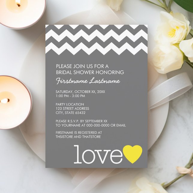 Convites Chá de panela com cavaleiros e coração modernos (Bridal Shower Invitation - mod chevron with yellow and gray)