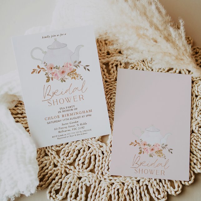 Convites Chá de panela de Festa Floral do Blush Brown Boho (Boho tea party bridal shower invitation featuring a pink and brown floral arrangement and teapot.)