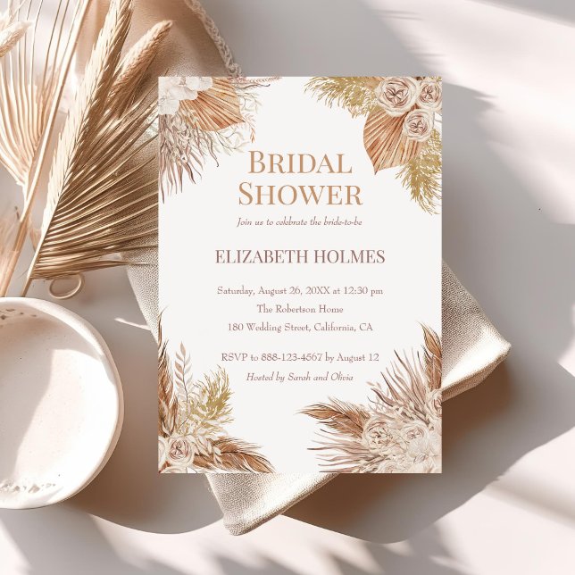 Convites Chá de panela de Jardim Boho Pampas (Boho Pampas Garden Bridal Shower Invitation on a neutral boho table.)