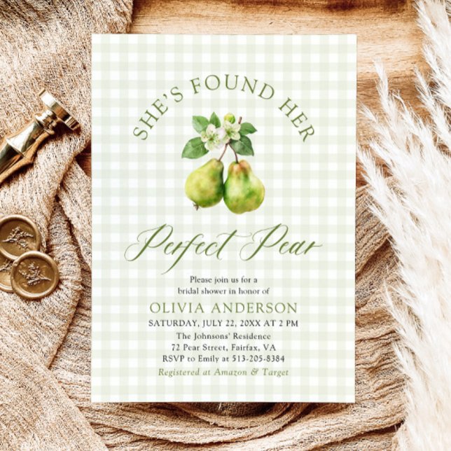 Convites Chá de panela de pera perfeito para Gingham Verde  (Modern Green Gingham Perfect Pear Bridal Shower Invitation)