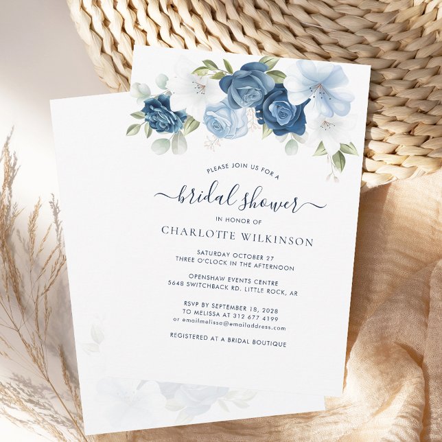 Convites Chá de panela Floral Azul Elegante (Floral Dusty Blue Script Botanical Bridal Shower Invitation)