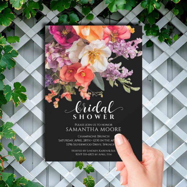 Convites Chá de panela Floral de Vibrante Chic (Chic vibrant floral on black bridal shower invitations)