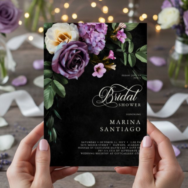 Convites Chá de Script Floral Elegante Preto e Lavanda (Elegant Black & Lavender Floral Script Shower Invitation)