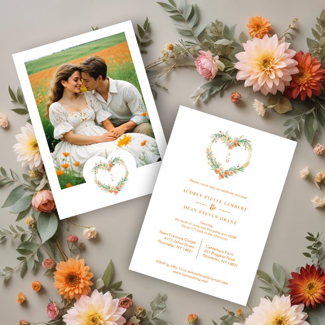 Convites Cherish Orange & Green Floral Heart Wreath Wedding (Cherish Romantic Orange & Green Floral Heart Shape Wreath Wedding Invitations Cards with Initials.)