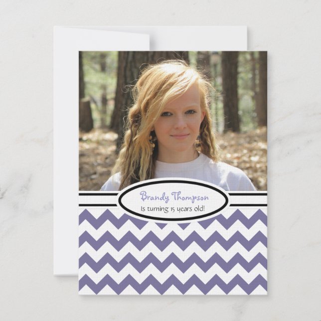Convites Chevron roxo e branco: Imagem:Convite de festas (Frente)