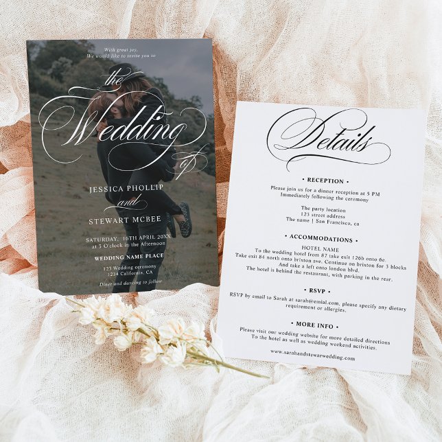 Convites Chic Black White tudo em um casamento de fotos de  (Chic Black white all in one script photo wedding Invitation)