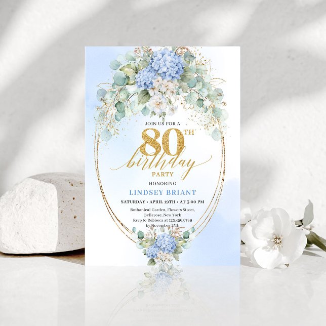 Convites Chic Blue Hydrangea Eucalyptus Gold 80th Birthday  (Chic Blue Hydrangea Eucalyptus 80th Birthday Invite)