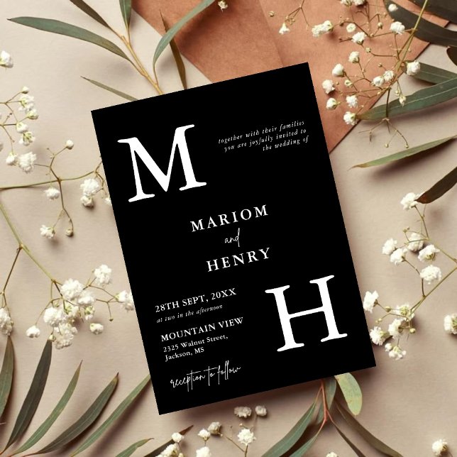 Convites Chic Modern Monogram Initial Black White Wedding (Chic black and white monogram invitation adds personalized elegance to your wedding day)