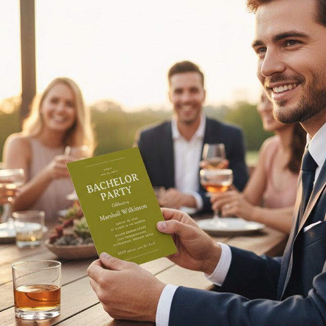 Convites Chic Olive Green Groom's Party Invite QR Code RSVP (Criador carregado)