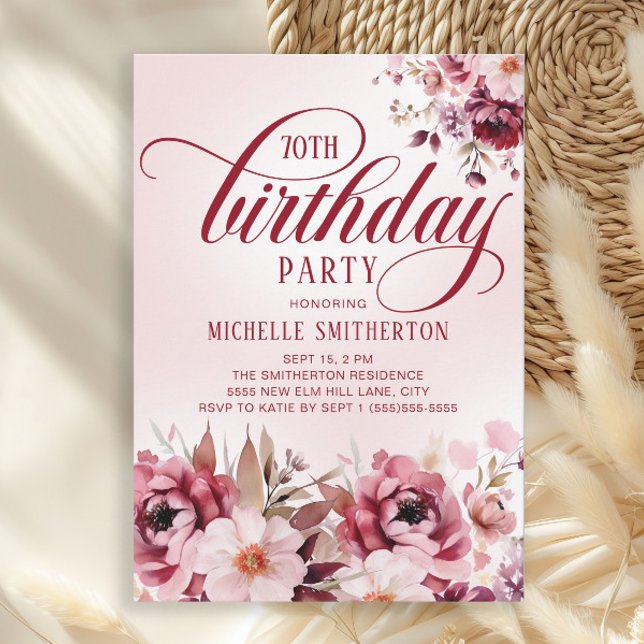 Convites Chic Rosa Borgonha Floral Glam 70º Aniversário (Burgundy and pink watercolor floral 70th birthday party invitation)