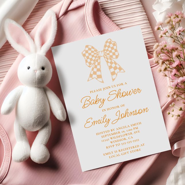 Convites Chuva de Bebê com Laço Xadrez de Pêssego e Branco (Peach and White Checker Bow Baby Shower Invitation)