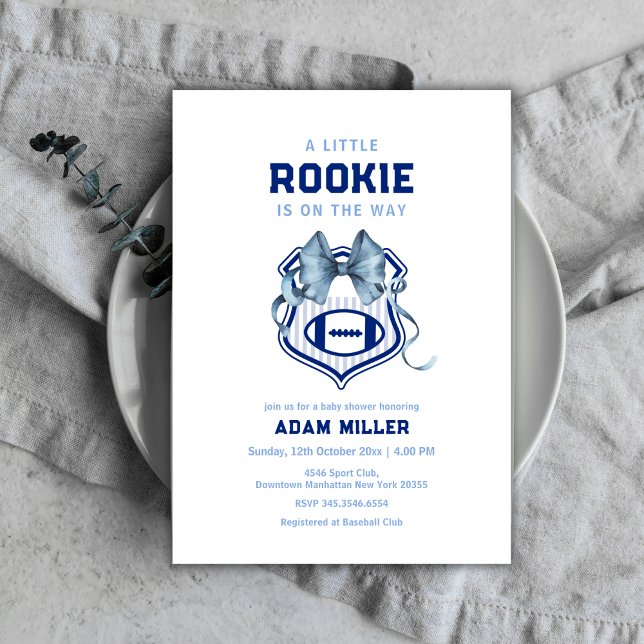 Convites Chuva de Bebê Esporte Futebol Bow Crest Iniciante  (Bow Crest Rookie Football Sport Baby Shower Invitation)