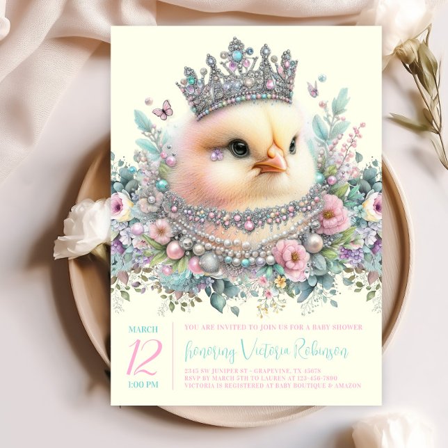 Convites Chuva de Bebê Frango Pastel Adorável (Beautiful chick with jewels and crown on a pretty floral background. )