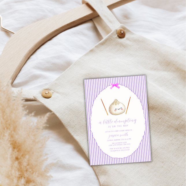 Convites Chuva de Bebê Menina Arco Roxo Moderno Asiático  (Purple Modern Bow Girl Asian Dumpling Baby Shower Invitation)