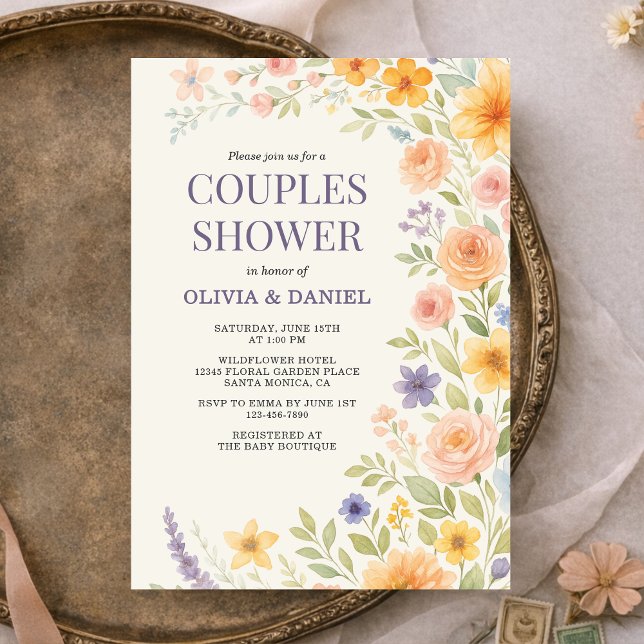 Convites Chuva de Casais Florais de Aquarela de Flores Silv (Criador carregado)