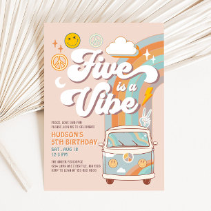 Convites Cinco é uma vibe hippie anos 70 retro menino 5º an