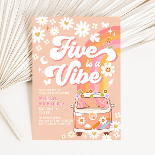 Convites Cinco é uma vibe menina rosa pêssego groovy 5º ani