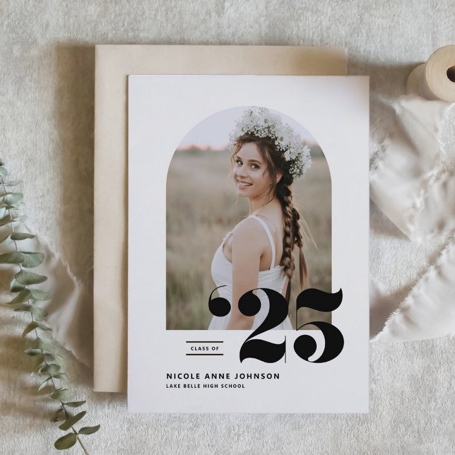 Convites Classe Boho de Graduação de Foto em Arch 2025 (Customizable boho graduation invitation featuring arch photo frame. Available in other colors. )