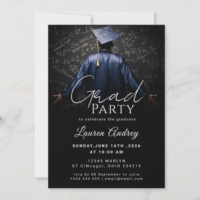 Convites Classic Black Graduation Invitation (Frente)