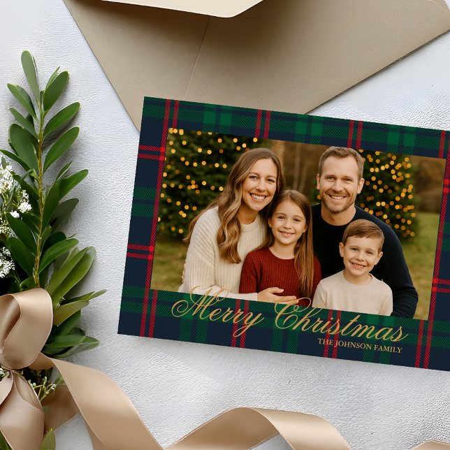 Convites Classic Navy Tartan Plaid Photo Christmas Card (Share your holiday joy with this Classic Plaid Merry Christmas Family Photo Card)