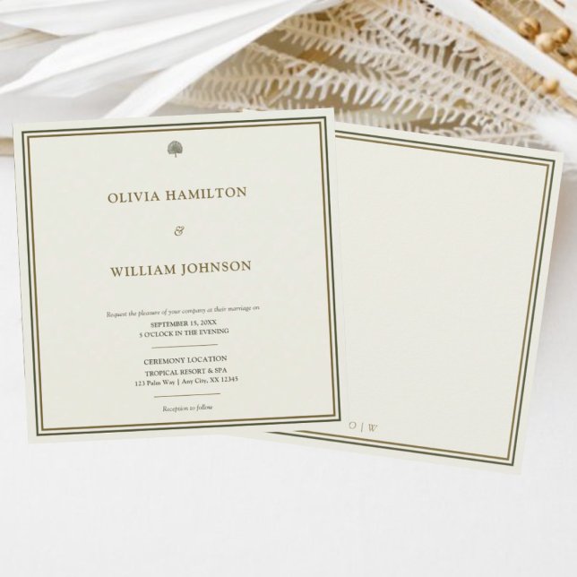 Convites Clássico Monograma Quadrado de Casamento em Marfim (Minimalist ivory & gold wedding invite with monogram back — refined & timeless design.)