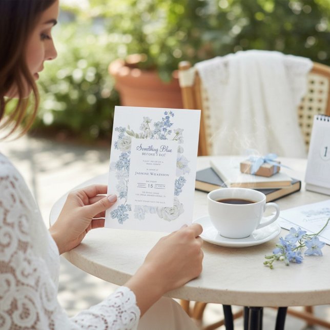 Convites código qr Azul Floral "Algo Azul" Chá de Noiva (Criador carregado)