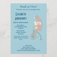 Coelhinho Whimsical e Urso Andando de bicicleta