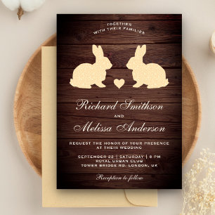 Convites Coelhos românticos de madeira rústicos que Weddi