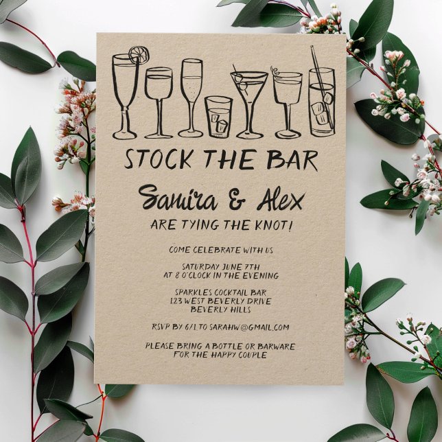 Convites Coloque o Noivado de coquetéis brancos do Bar (Stock the Bar Whimsical Cocktail Drinks Engagement Invitation Kraft Rustic Sketch Couples SHower
)