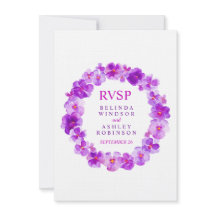 Confirmação de casamento com coroa de flores roxas