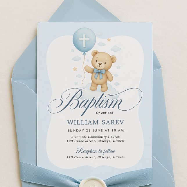 Convites Convocação para Menino do Urso de Teddy Curvado (Modern teddy bear baptism card styled with envelope and ribbon – sweet and simple boy invite)