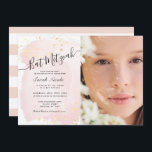 Convites Cor d'água rosa pincelada x Bat Mitzvah Fotográfic<br><div class="desc">Este na moda e elegante convite para fotografia do Bat Mitzvah apresenta um fundo rosa pincelado com aspecto visual, com escórias de ouro falsas e a inscrição em preto. O verso apresenta um fundo branco com listras cor-de-rosa pinceladas. Personalize-o para as suas necessidades. Você pode encontrar produtos correspondentes na minha...</div>