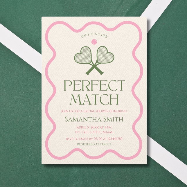 Convites Correspondência perfeita Tênis cor-de-rosa e Chá d (She found her perfect match tennis inspired bridal shower pink & green wavy frame modern )