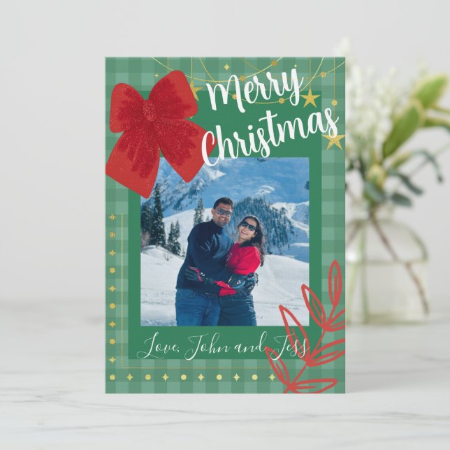 Convites Couples Christmas Card With Plaid Background (Em pé/Frente)