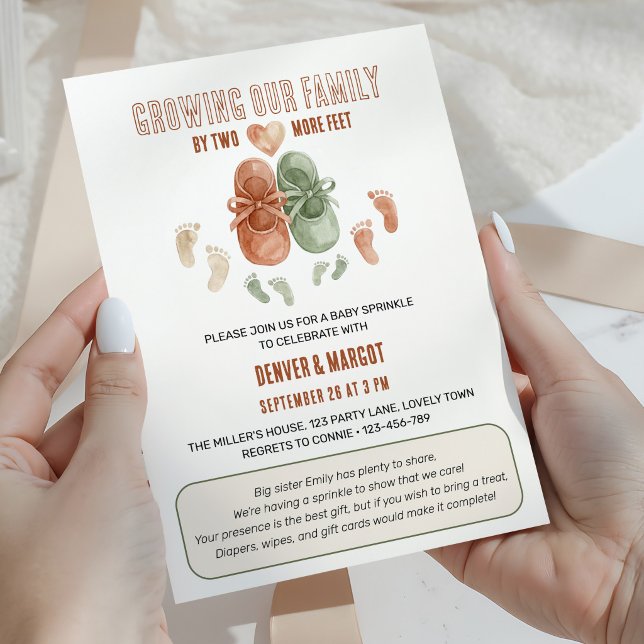 Convites Crescendo Nossa Família Com Mais Dois Pés Chás De  (Boho gender neutral baby sprinkle invitation by Darling & May)
