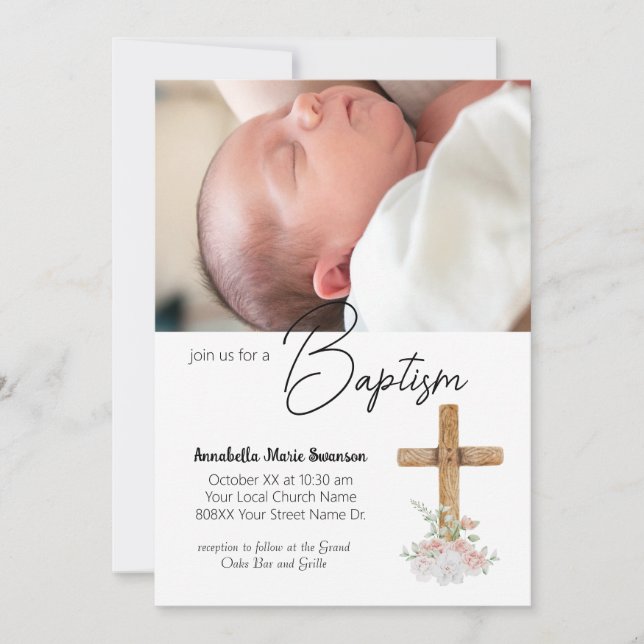 Convites Cruz de Madeira e Foto Personalizada de Batismo de (Frente)