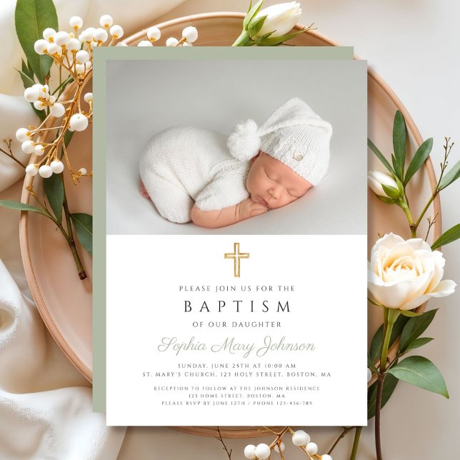 Convites Cruz Religiosa Verde Sage Moderna Foto Batismo (Modern Sage Green Religious Cross Photo Baptism Invitation)