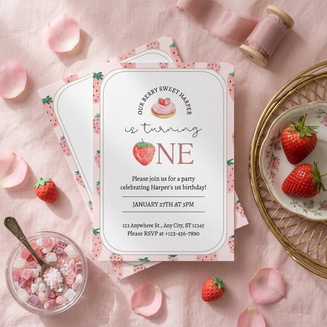 Convites Cupcake de Morango Berry Sweet para Primeiro Anive (Criador carregado)