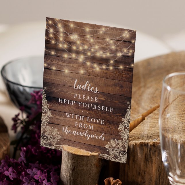 Convites Damas Sirvam-se | Placa de Luzes de Madeira e Cord (Sign Mock-up)