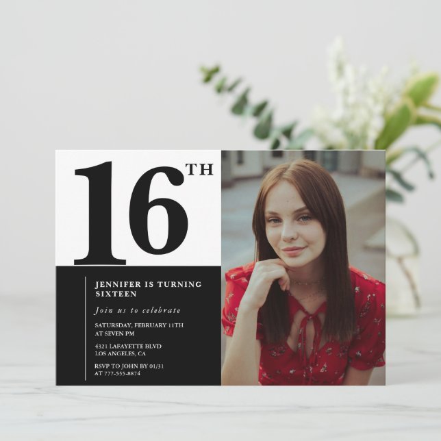 Convites de 16º aniversário preto Elegante Chique (Em pé/Frente)