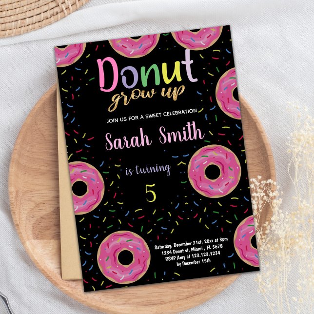 Convites de aniversário à Rosquinha rosa 5 (5th Black Pink Donut Birthday Invitations)