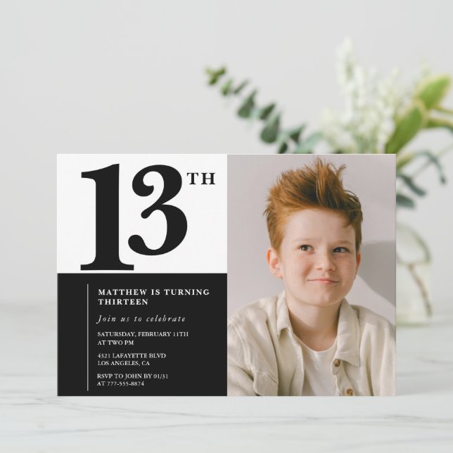 Convites de aniversário de 13 anos preto Elegante  (Em pé/Frente)