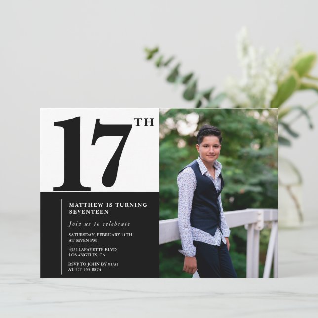 Convites de aniversário de 17 anos Preto Elegante  (Em pé/Frente)