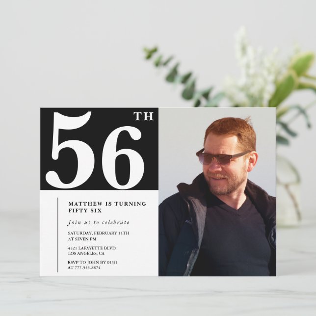 Convites de aniversário de 56 anos Preto e Branco  (Em pé/Frente)