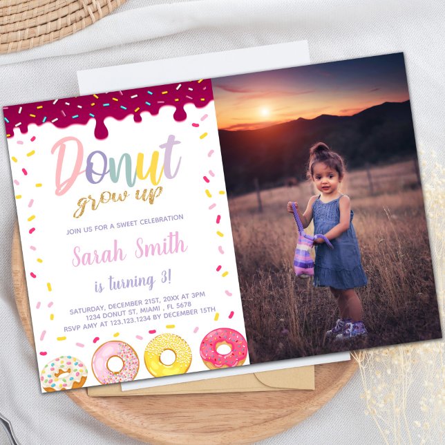 Convites de Aniversário de Donut Cor Pastil com fo (Pastil Color Donut Birthday Invitations with photo)