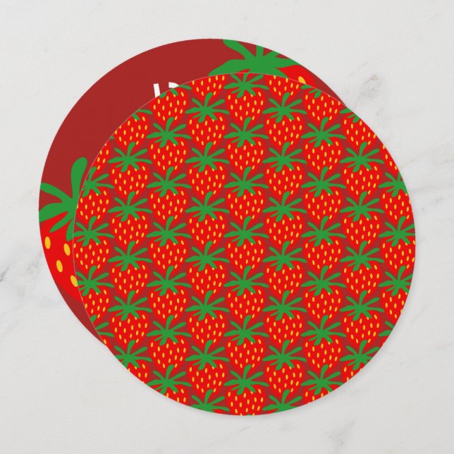 Convites de aniversário de morango redondos para c (Frente/Verso)