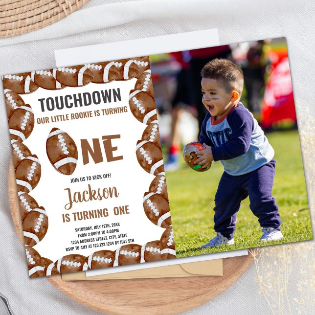 Convites de Aniversário para Futebol Brown com fot (Brown Football Birthday Invitations with photo)
