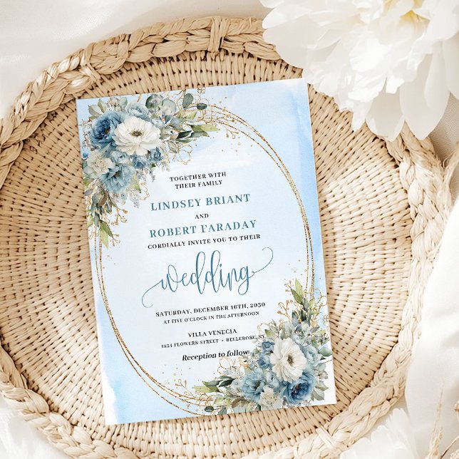 Convites de Casamento Flores Azuis Empoeiradas Aqu (Watercolor Dusty Blue Flowers Gold Wedding Invitation)