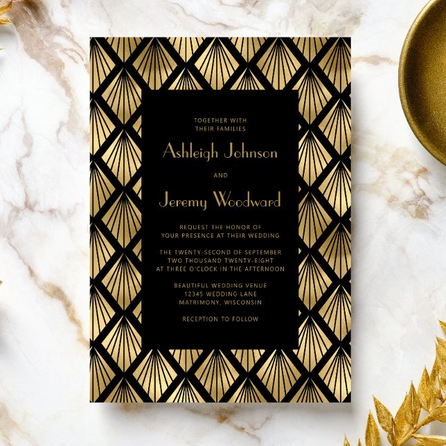 Convites de Casamento Vintage Deco Ventoinhas Pret (An ideal choice for a 1920s vintage themed wedding with a black and gold color palette.)